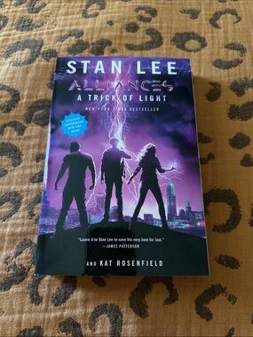 Stan Lee Alliances: A Trick of Light